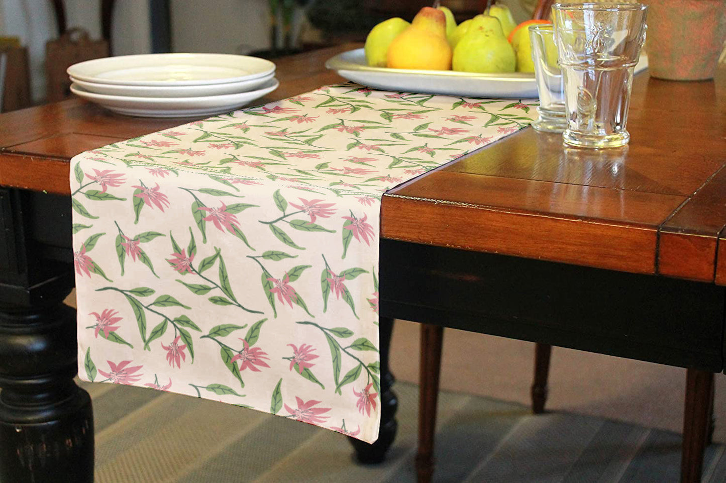 zinnia table runner