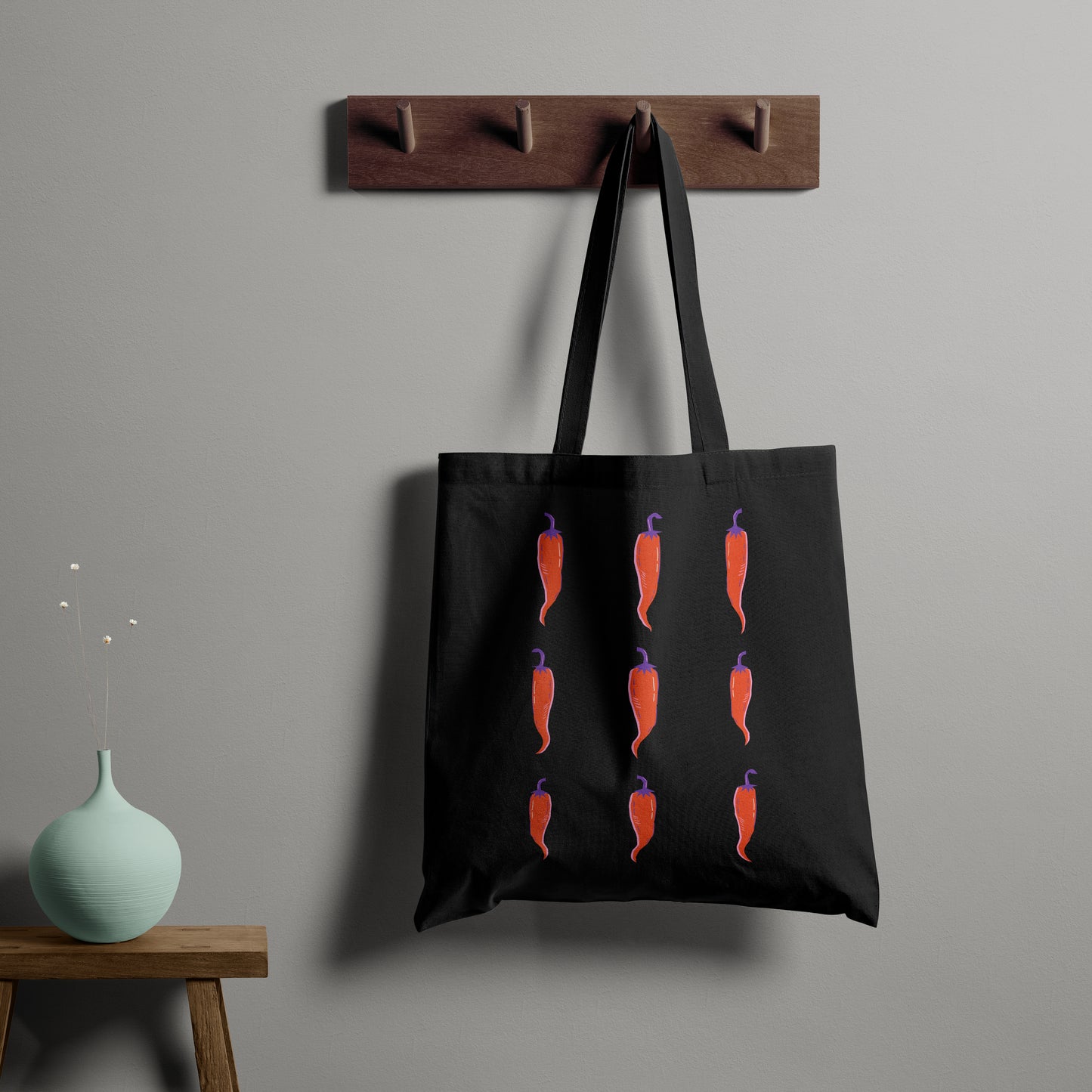 chillies trendy tote - black